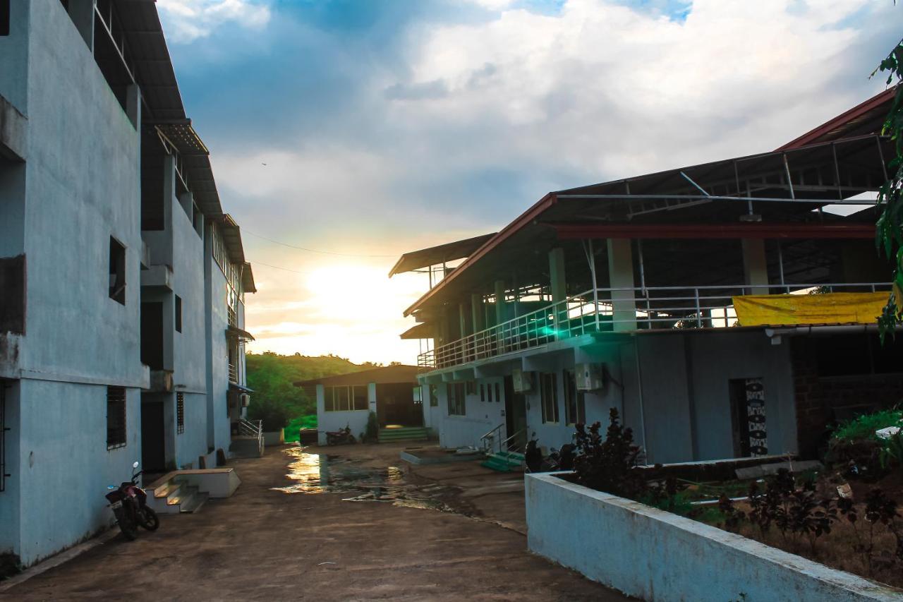 Sp Resort Panvel Chauk Exteriér fotografie