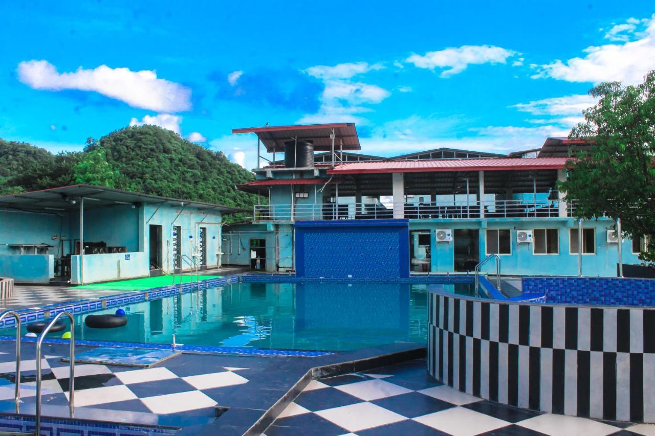 Sp Resort Panvel Chauk Exteriér fotografie